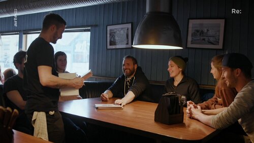 16.09.2022 Re: Willkommen auf Spitzbergen | Ohne Visum in die Arktis „Bar keeper of the year“