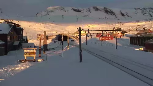 Finse stasjon Wahnsinns Sonnenaufgang, kein Zug