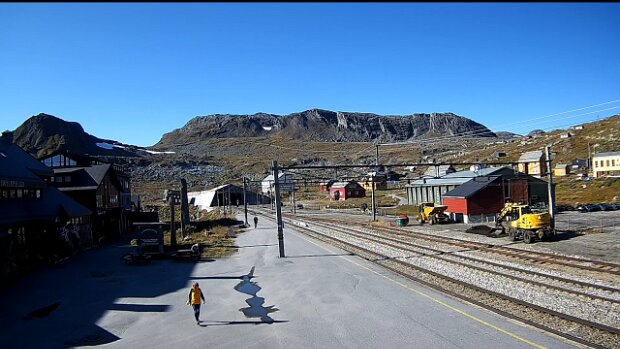 September Bilder von der WebCam Finse stasjon .