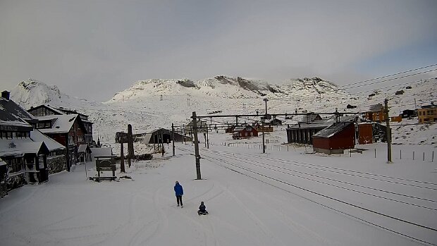 November Bilder von der WebCam Finse stasjon .