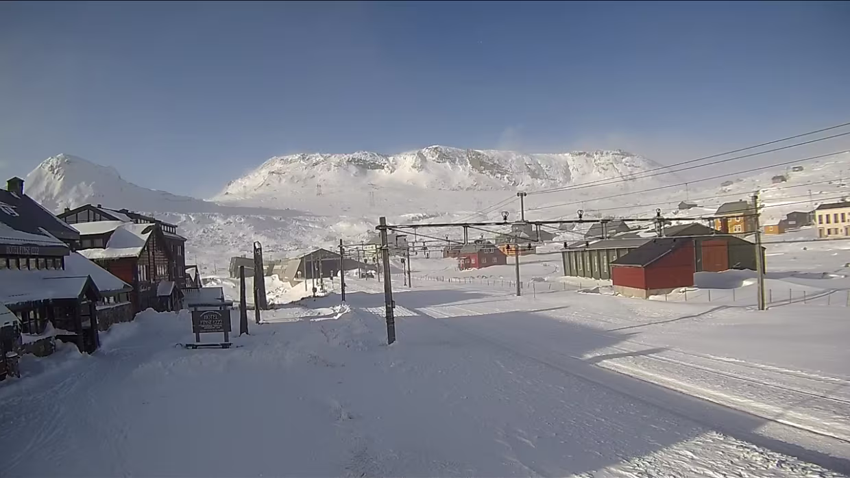 Oktober Bilder von der WebCam Finse stasjon .