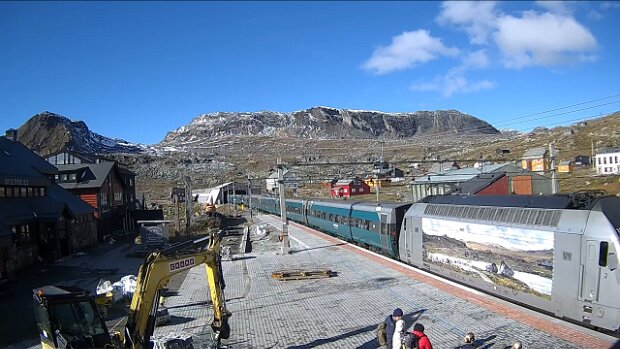 Oktober Bilder von der WebCam Finse stasjon .