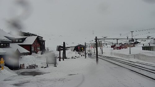 Screenshot 2025-04-13 204621