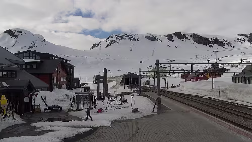 Screenshot 2025-04-18 170142