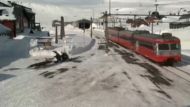 2014 Bilder von der WebCam Finse stasjon aus 2014.