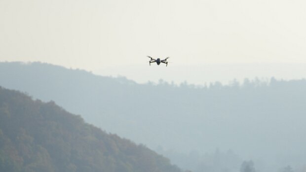Drohne Hinweise zu Drohnen Aktuelle News Links ToDo Schon vor Jahren hatte ich mal wo gelesen, dass das Fliegen mit einer...