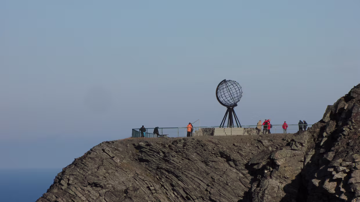 Sehenswürdigkeiten Sehenswürdigkeiten in Danmark , Føroyar, Ísland, Norge, Sverige und Suomi Karte Aktuelle News Sehenswürdigkeiten … … … …...