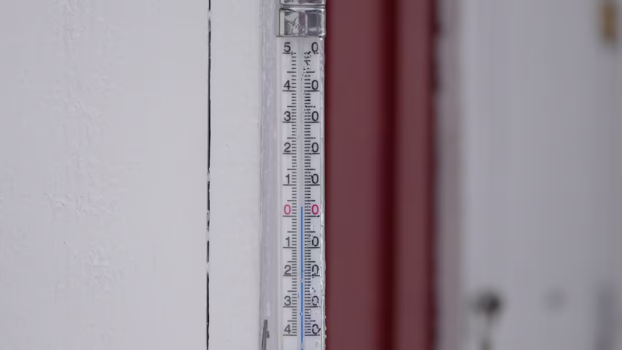 Wetterstationen Wetterstationen in Norge Aktuelle News Zeichenerklärung Glossar --> Links ToDo ) Hier stehe ich derzeit noch vor einem...