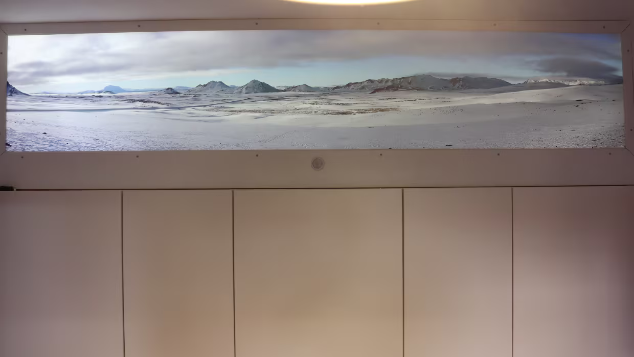 16.12.2023 Ísland Panorama – Digitaldruck 2400×465mm