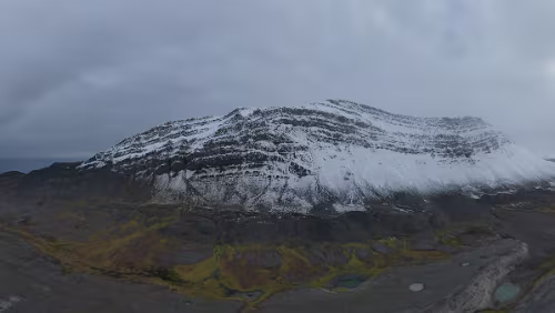 https://svalbox.no/ Barentsburg
