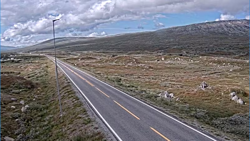 Bilder zu Videos konvertieren Wie sammelt und erstellt man Videos aus WebCam-Bildern? Es gibt einige Betreiber von WebCams die bieten auch an sich...